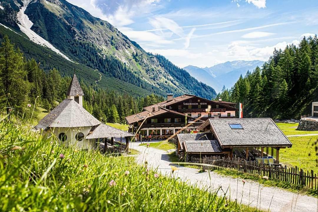 Berghotel Schlickeralm 1.616 M Fulpmes Bagian luar foto
