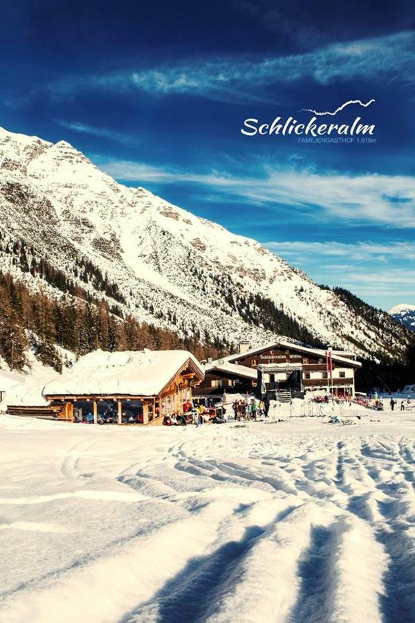 Berghotel Schlickeralm 1.616 M Fulpmes Bagian luar foto
